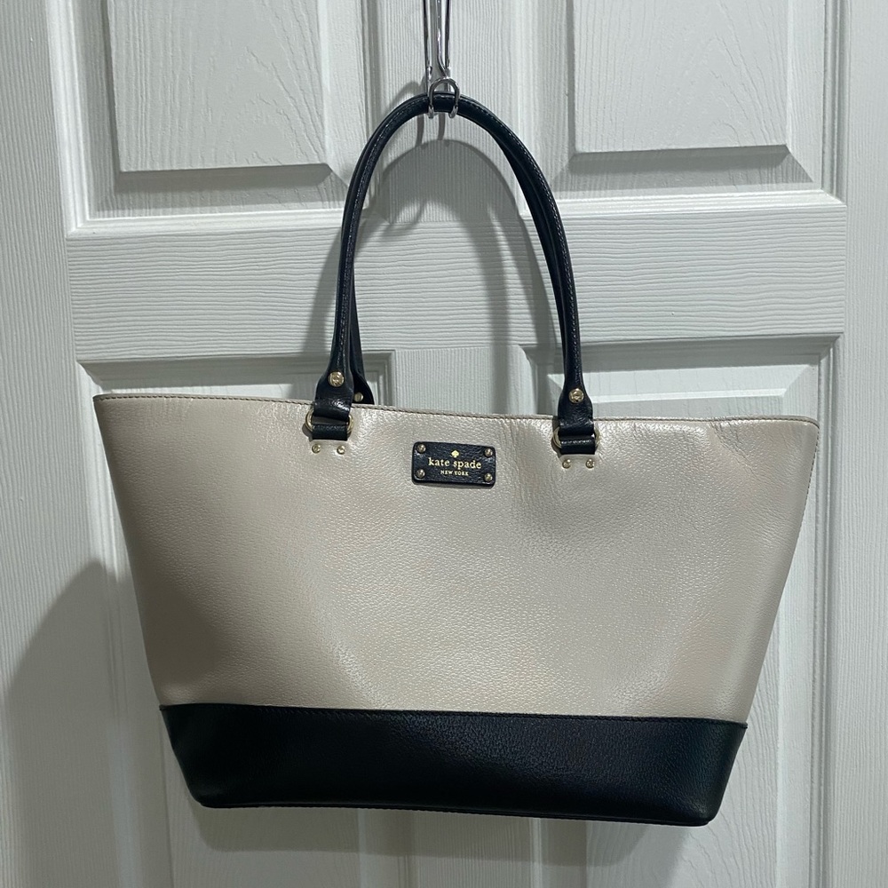 Large Kate Spade Tote bag